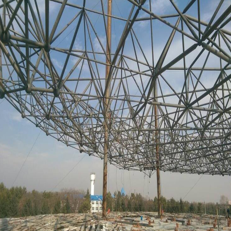 云南球形网架钢结构施工方案
